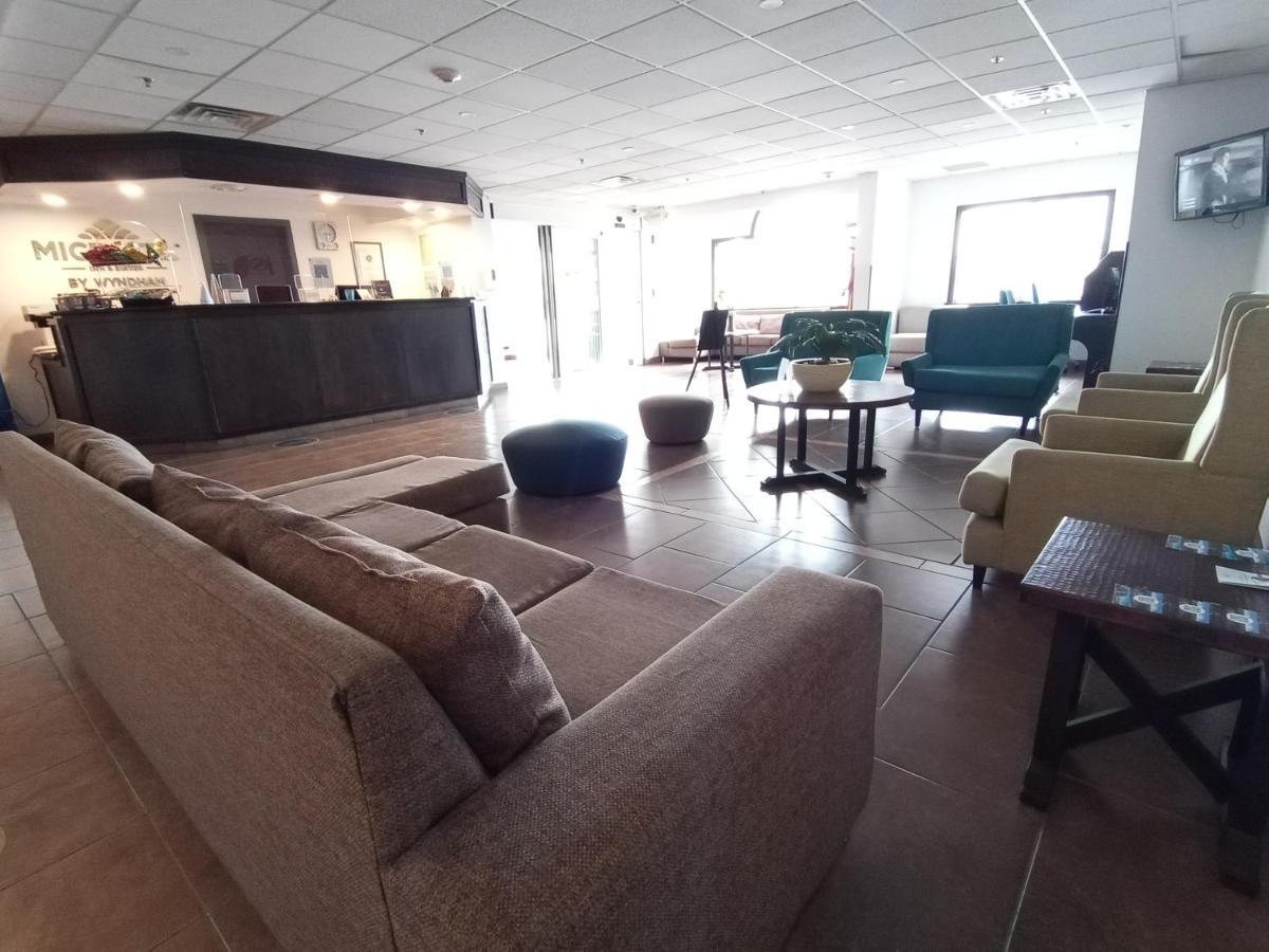 Microtel And By Wyndham 4* Toluca